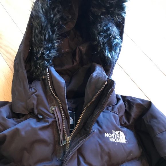 North Face modern bombardier down jacket. - Picture 2 of 4